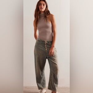 Free People We The Free Womens 32 Osaka Jeans Spearmint Button Fly Relaxed